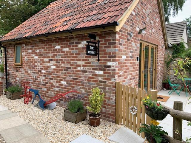 The Piggery At The Cottage Wool Exterior foto