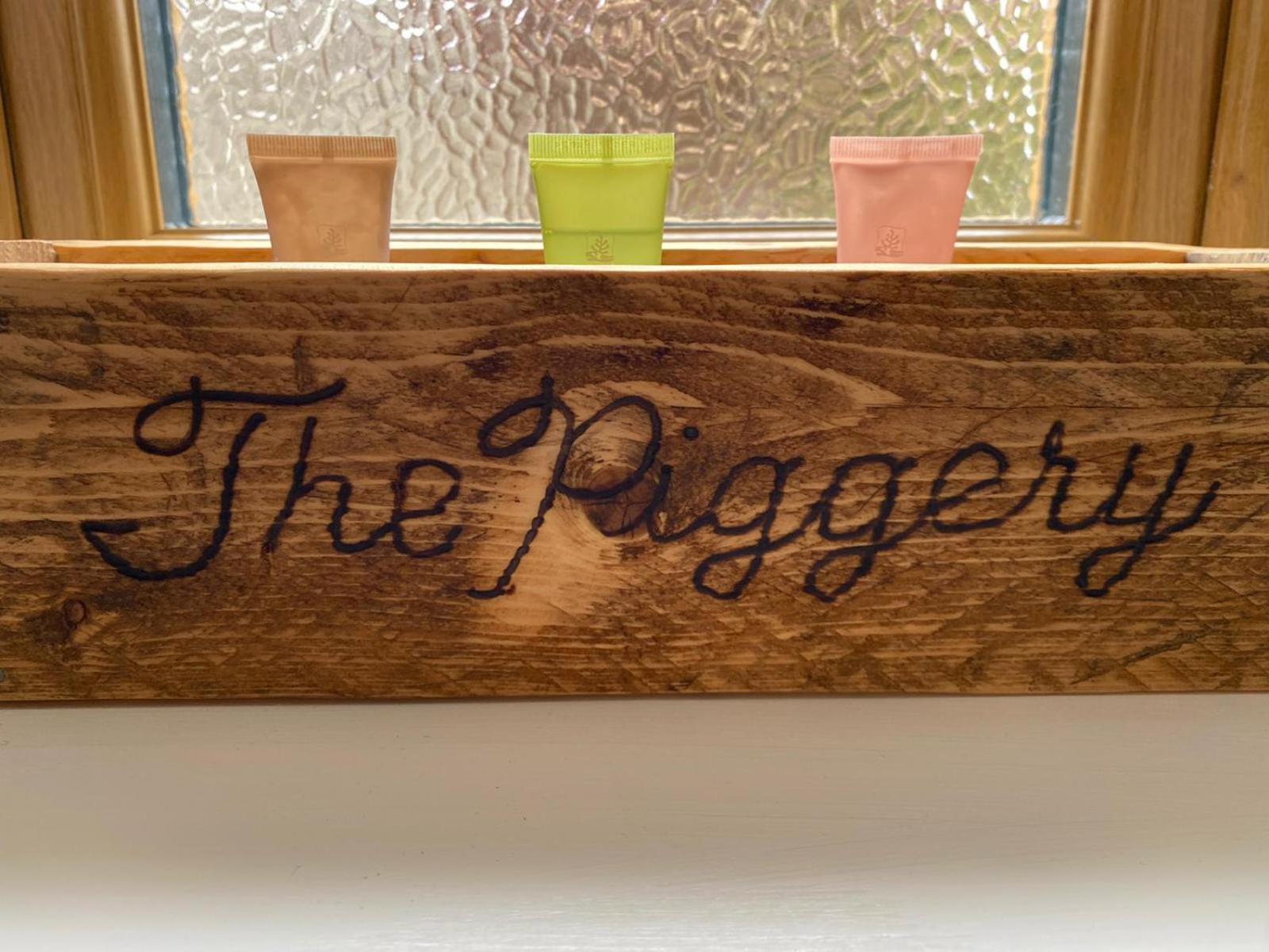 The Piggery At The Cottage Wool Exterior foto